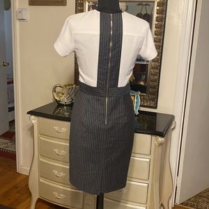 J-CREW WOMEN MID -LENGTH DRESS SIZE 4